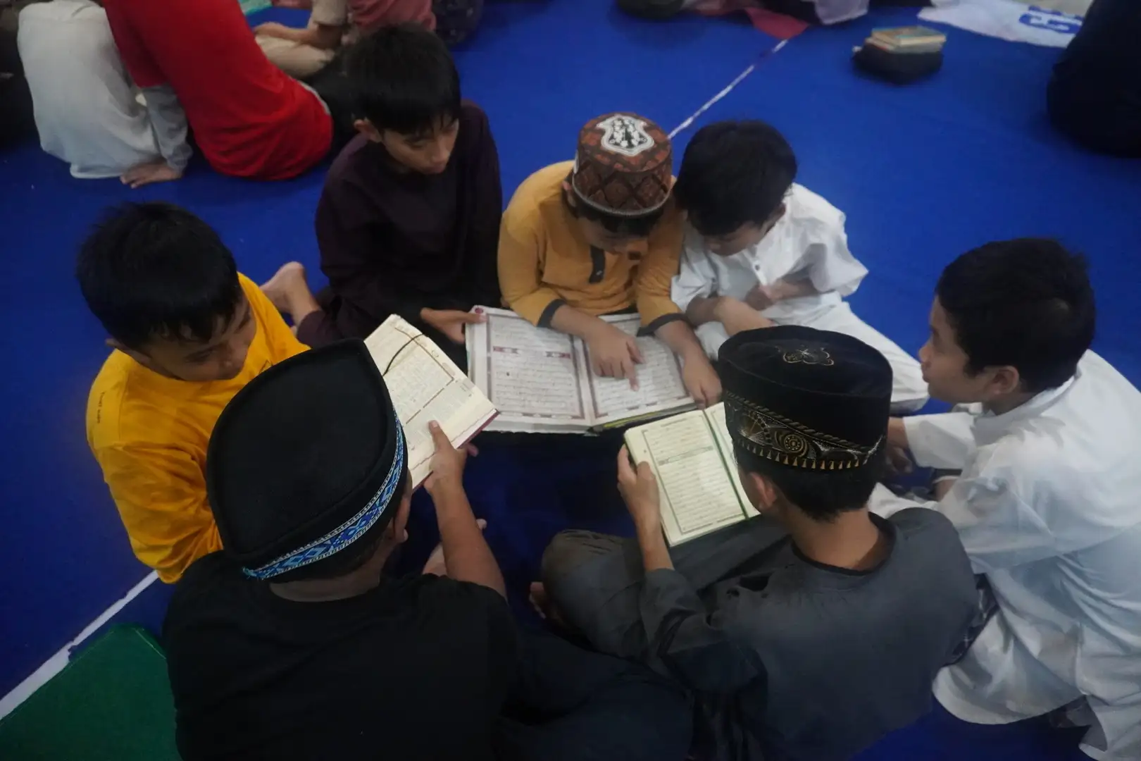 Karakter Islami: Akhlak sebagai Wajah Keimanan